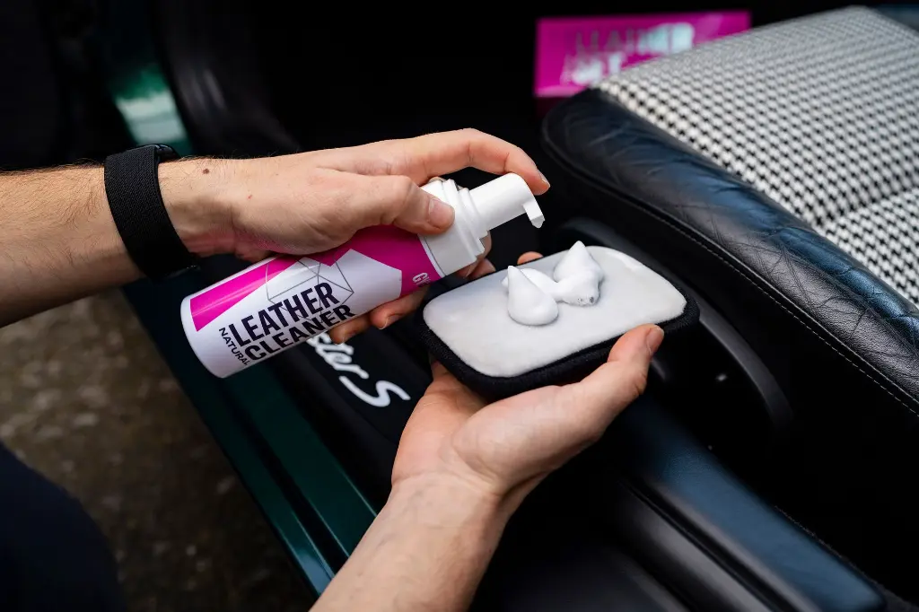 B. LeatherSet Natural _10.webp