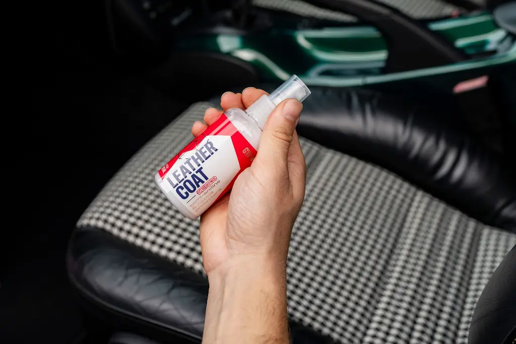 B. LeatherSet Natural _3.webp