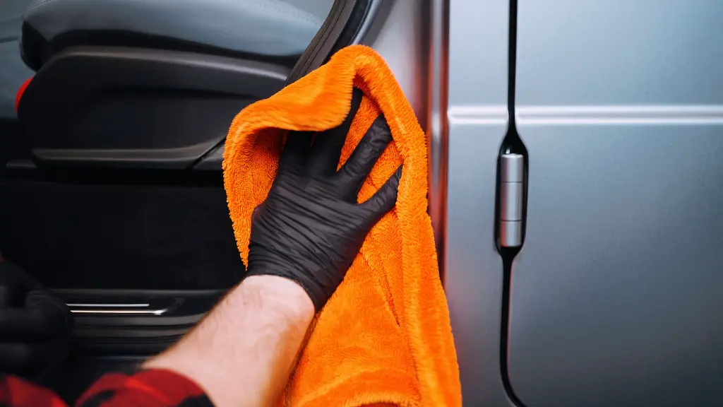 ADBL_DOUBLE_MINI_TWISTED_TOWEL_2.webp