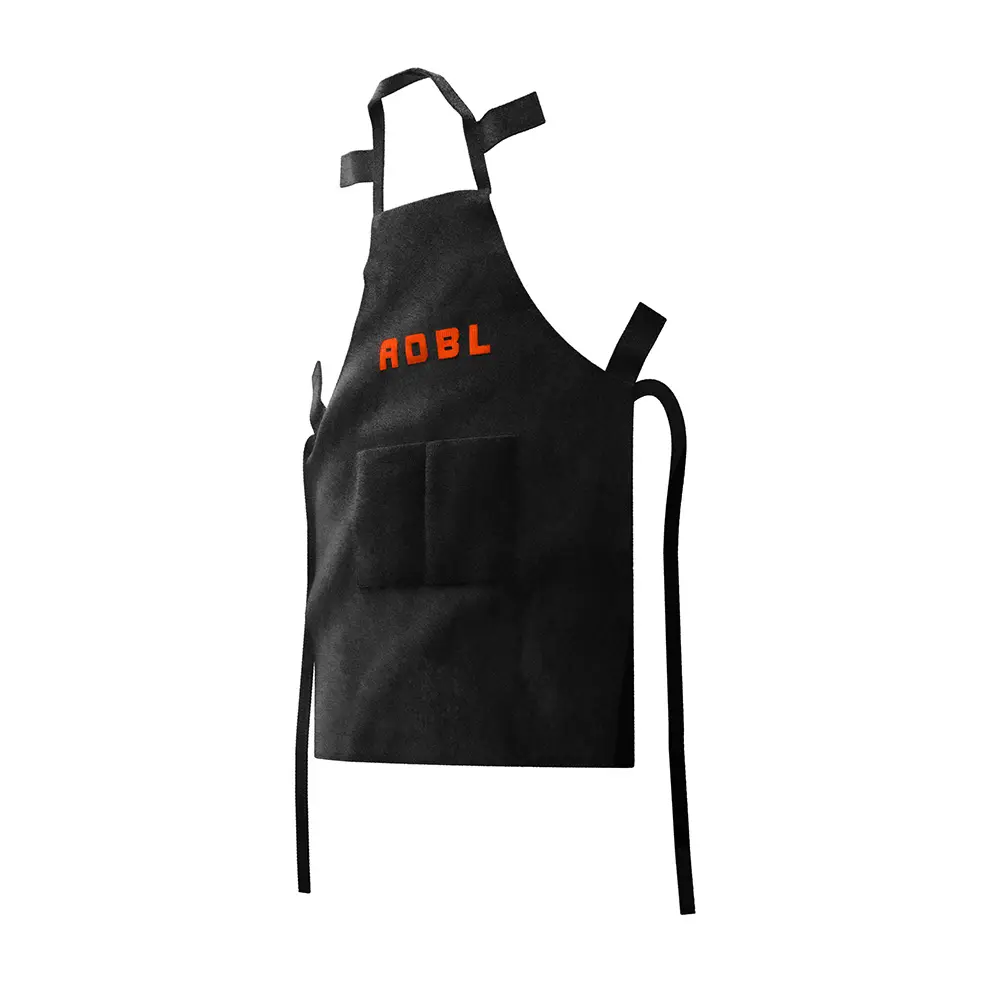 DETAILING APRON