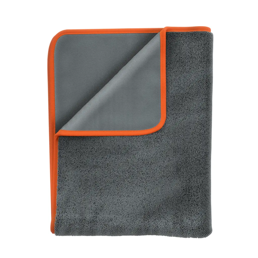 TWISTED TOWEL