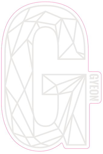 G Sticker Medium